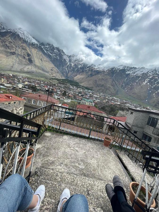 Maia's Guest House Gergeti Kazbegi Exterior foto